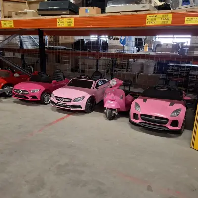 4x Elektrische speelauto's voor kinderen, Mercedes, Roze – kavel bij Onlineveilingmeester, Groningen