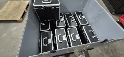 9 x Gereedschapskoffer, 70 x koeltas, inclusief palletbox, Ahrend, Zwart – kavel bij Onlineveilingmeester, Groningen