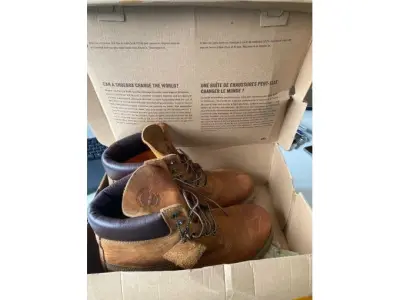 1 Timberland Authentics Herrenschuhe Gr. 44 braun – kavel bij Zoll-Auktion, Frankfurt am Main