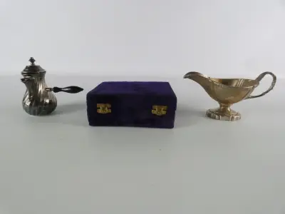 Lot verzilverde items – kavel bij De Kringwinkel, Heverlee