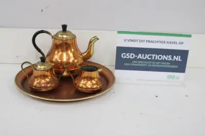 Koperen theeset met dienblad – kavel bij GSD Auctions, Zoeterwoude