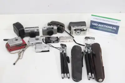 Diverse digitale en analoge camera's – kavel bij GSD Auctions, Zoeterwoude