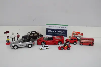Collectie modelauto's en figuren – kavel bij GSD Auctions, Zoeterwoude