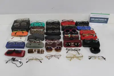 Collectie diverse brilframes met etuis – kavel bij GSD Auctions, Zoeterwoude