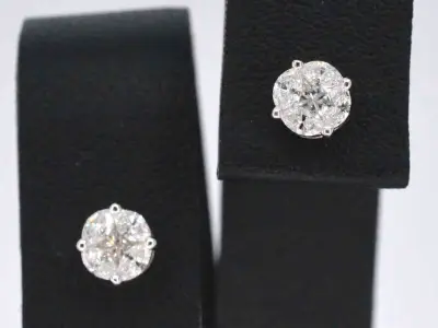 Witgouden oorbellen met diamant – kavel bij Onlineveilingmeester
