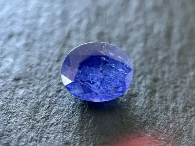 Tanzaniet - 6.71 carat natuurlijke tanzaniet – kavel bij Onlineveilingmeester