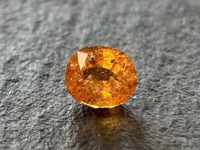 Spessartien - 2.24 carat natuurlijke spessartien – kavel bij Onlineveilingmeester