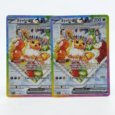2x Kaart, Pokémon, Eevee EX SVP EN 174 Promo Rainbow DNA, 2025 – kavel bij Domeinen Roerende Zaken, Groningen