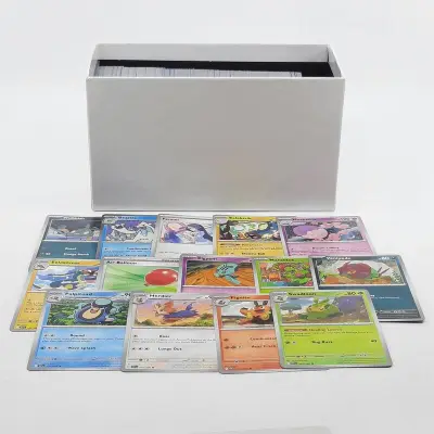 Kaarten in doos, Pokémon, Scarlet&Violet White Flare – kavel bij Domeinen Roerende Zaken, Groningen