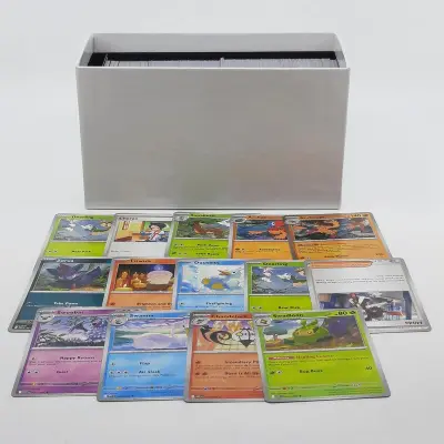 Kaarten in doos, Pokémon, Scarlet&Violet White Flare – kavel bij Domeinen Roerende Zaken, Groningen