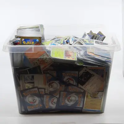Groot assortiment kaarten, Pokémon, o.a. Meganium MEG EN 010/132 – kavel bij Domeinen Roerende Zaken, Groningen