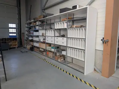 Magazijnstelling – kavel bij Onlineveilingmeester, Almere