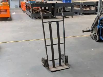 Steekwagen met massieve banden – kavel bij Onlineveilingmeester, Almere