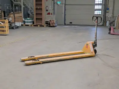 Palletwagen max 2000 kilo, bouwjaar 2004 – kavel bij Onlineveilingmeester, Almere