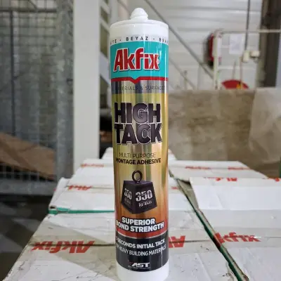 Ca. 180x Koker High Tack kit, Akfix, wit – kavel bij Onlineveilingmeester, Almere
