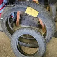Bromfietsbanden 2 stuks – kavel bij BOPA Auctions, Ieper