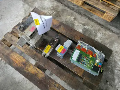 Continuous-flow valve for a die-casting machine BÜHLER / MOOG D646Z127 – kavel bij NetBid, Nentershausen
