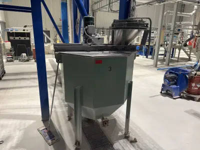 Mixing container (3) – kavel bij NetBid, Hermsdorf