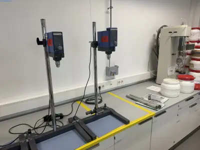 Laboratory stirrer IKA Eurostar 100 Control – kavel bij NetBid, Hermsdorf
