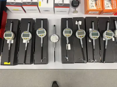 9 Dial Gauges Sylvac 2101-1218/2101-1216 – kavel bij NetBid, Hermsdorf