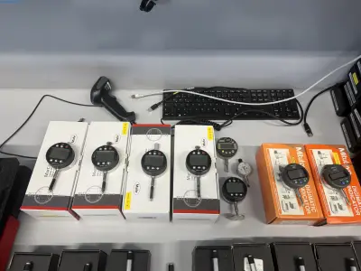 9 Dial Gauges Mahr/Mitutoyo 1086WR/IDC112XB/ID-S1012XB u.a – kavel bij NetBid, Hermsdorf