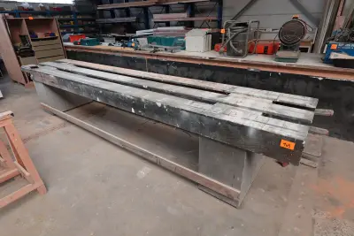 Houten werk/ schuurtafel – kavel bij Openbare Verkopen, Deerlijk