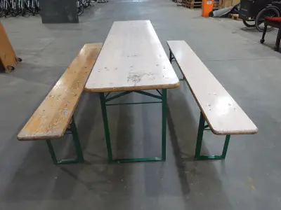 20x Biertafel + 36x bank – kavel bij Openbare Verkopen, Wielsbeke