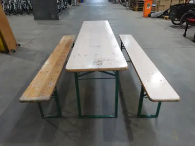 3x Biertafel + 22x bank – kavel bij Openbare Verkopen, Wielsbeke
