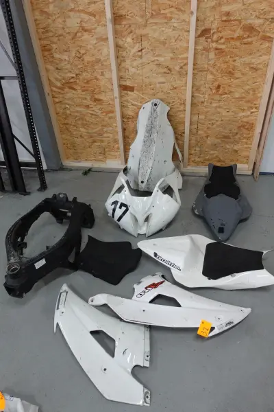 Motor toebehoren Yamaha – kavel bij Openbare Verkopen, Kuurne