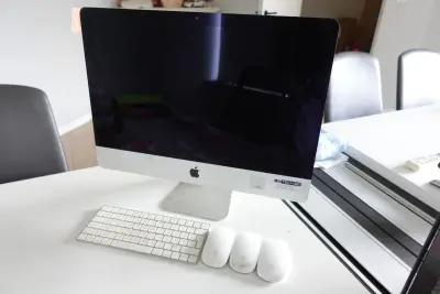 Apple iMac – kavel bij Openbare Verkopen, Kuurne
