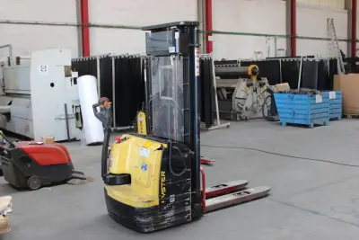 Transpalette électrique Hyster, levée 4,5 M – kavel bij Trans Executive