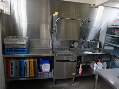 Inox wasstraat Meiko – kavel bij Openbare Verkopen, Bredene