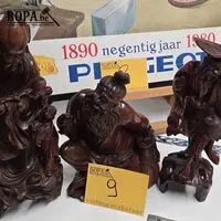 Houten beeldjes 3 stuks – kavel bij BOPA Auctions, Ieper