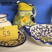 Handgeschilderd keramiek - getekend – kavel bij BOPA Auctions, Ieper