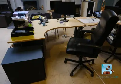 Kantoormeubelset – kavel bij Clicpublic