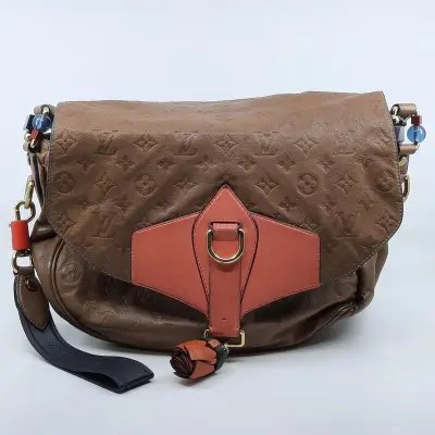 Schoudertas, Louis Vuitton, RG0190 – kavel bij Domeinen Roerende Zaken, Groningen