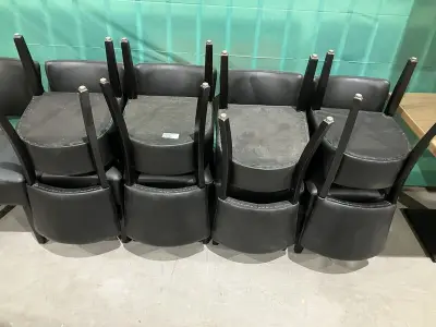 9x Horecastoelen, bruin/zwart – kavel bij Onlineveilingmeester, Kootstertille