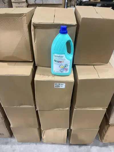 Ca. 127x Ontvlekker zonder bleekwater, Carrefour – kavel bij Onlineveilingmeester, Kootstertille