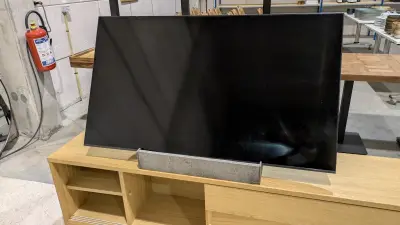 Een flatscreen TV SAMSUNG 55" – kavel bij Auctionline, Anderlecht