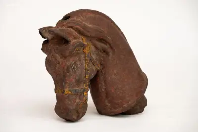 Antieke Gietijzeren Paardenhoofd – kavel bij Auctim