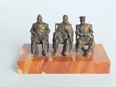 Brons sculptuur "De Grote Drie van Jalta" – kavel bij Auctim