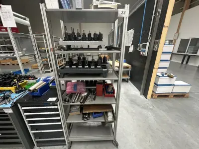 Werkzeug- und Zubehörpaket – kavel bij Lueders & Partner, Crailsheim