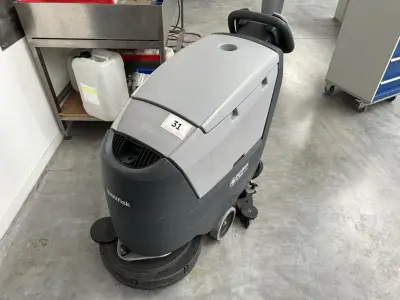 Scheuersaugmaschine – kavel bij Lueders & Partner, Crailsheim