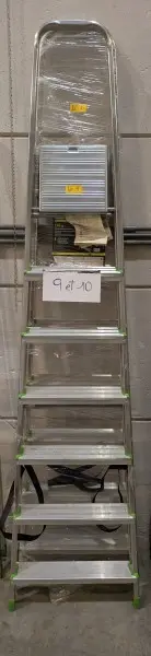 Een aluminium ladder met 7 treden – kavel bij Auctionline, Anderlecht