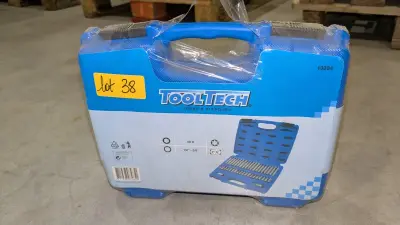 Een set met bits voor een schroevendraaier van TOOLTECH – kavel bij Auctionline, Anderlecht