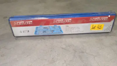Een set met beitels en boortjes van DRILLTECH – kavel bij Auctionline, Anderlecht