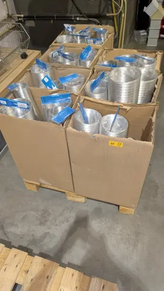 Een set afvoerslangen voor luchtkanalen (verschillende maten) – kavel bij Auctionline, Anderlecht