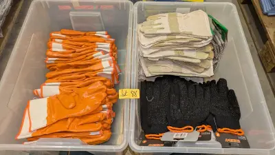 Een partij werkhandschoenen – kavel bij Auctionline, Anderlecht