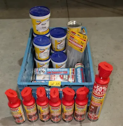 Een partij universele pleisters, expansieschuim, … – kavel bij Auctionline, Anderlecht