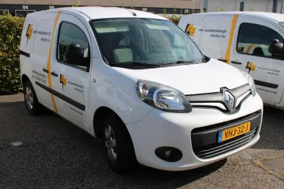 Renault Kangoo Type W variant RFK9K diesel euro 6 met kenteken VHJ-32-J. Datum eerste toelating 29 oktober 2020 – kavel bij HNVI, 's-Hertogenbosch